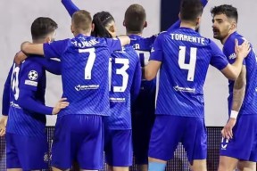 爱游戏网址 -赛前突围战来临，拉齐奥围绕欧冠状态回暖，话题不断，更衣室氛围转暖的简单介绍